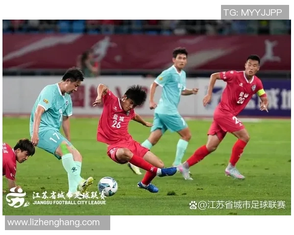 武汉足球队拼搏历程回顾全国锦标赛的荣耀与挑战 武汉足球队拼搏历程回顾全国锦标赛的荣耀与挑战